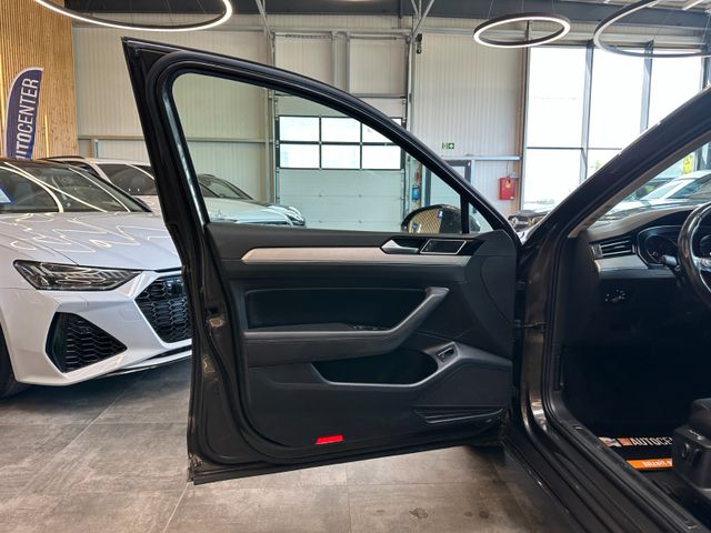 Volkswagen Passat Variant *Keyless*LED*NAVI*ACC*3-Zonen*