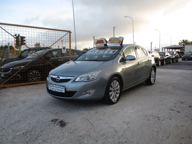 Opel Astra 1.7 CDTI 110CV Cosmo MOLTO BELLA