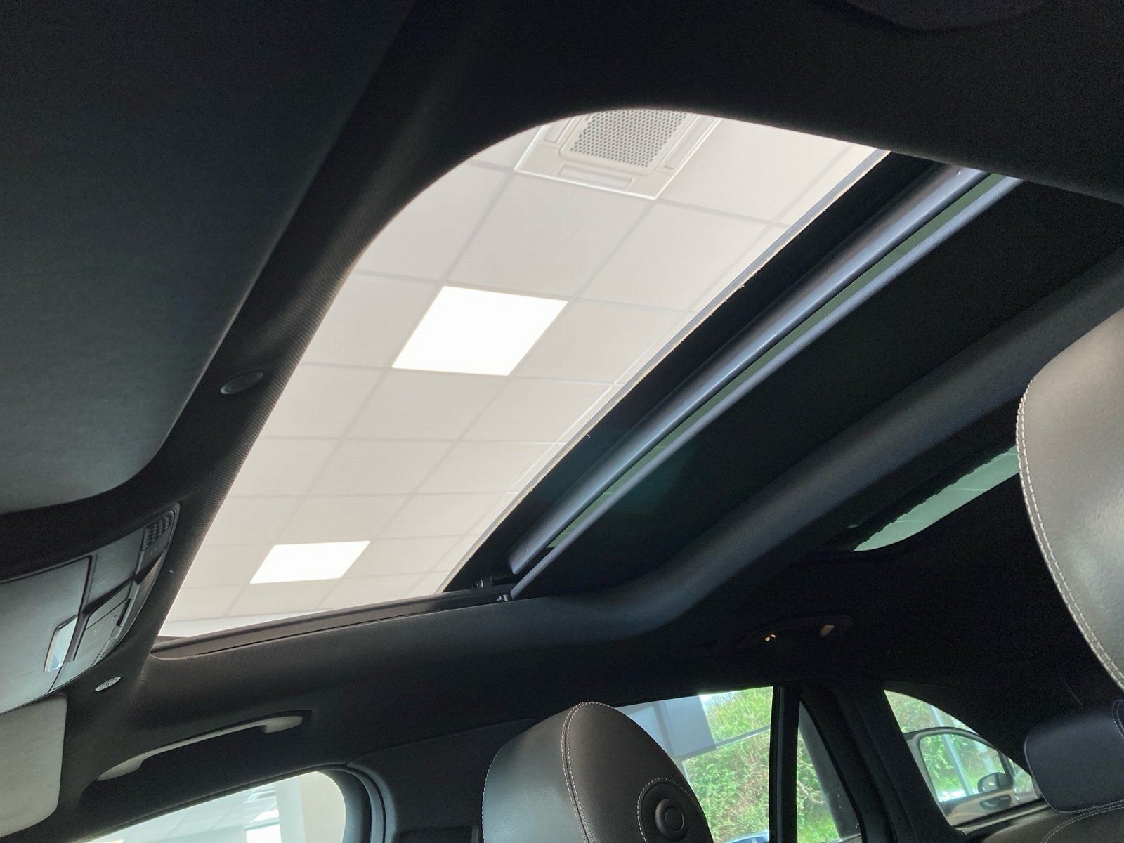 Fahrzeugabbildung Mercedes-Benz GLC 43 AMG 4M*Pano*Burm*Distr*HUD*MBeam*DiGi*360