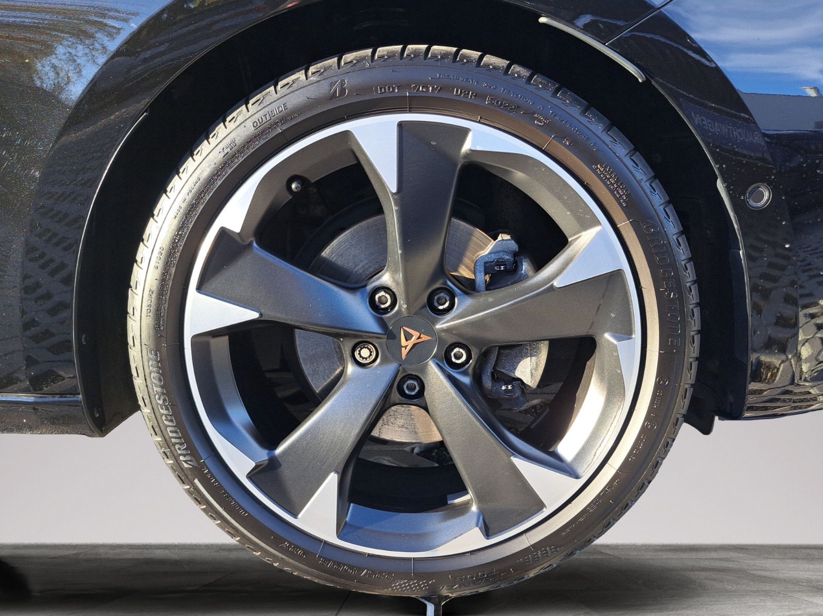 Leon Sportstourer 1.5 eTSI DSG Navi Kamera