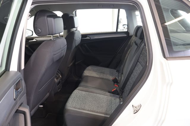Volkswagen Tiguan 1.5 TSI Life ACC+LANE+LED+CARPLAY
