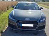 Audi TT  2.0 TFSI quattro Matrix-LED S-Line 1. Hand   - graue Audi TT
