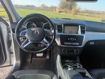Mercedes ML 350 - 9