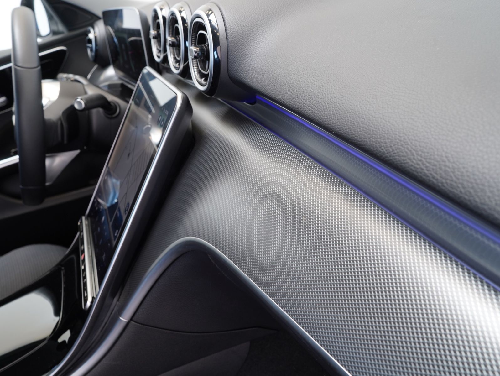 Fahrzeugabbildung Mercedes-Benz C 200 T d 2x Avantgarde LED/NAVI/MBUX/KAMERA
