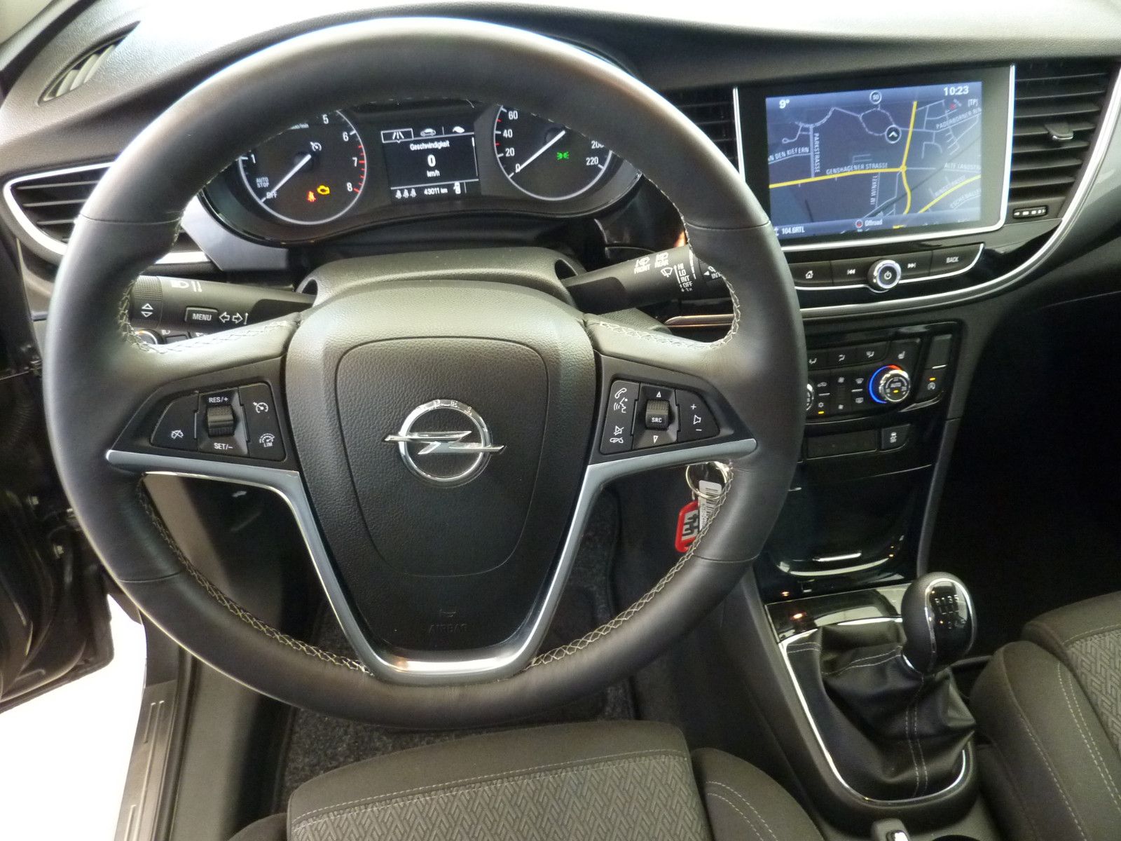 Fahrzeugabbildung Opel Mokka X 1.4 Turbo ON Start/Stop, PDC,SHZ,Kamera