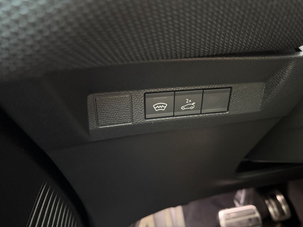 Fahrzeugabbildung Citroën C5 Aircross Hybrid 145 MAX