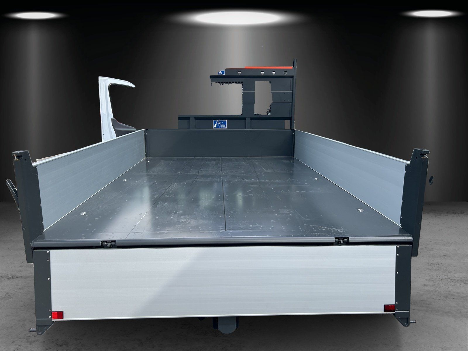 Fahrzeugabbildung Ford Transit 3-Seiten Kipper 350L2 AHK Klima