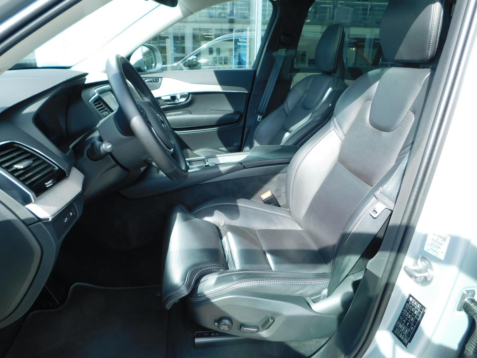 Fahrzeugabbildung Volvo XC90 T8 Recharge Plus Bright