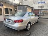 Mercedes-Benz E 220 CDI BlueEfficiency Limousine**1.Hand** - silberne Mercedes-Benz E 220