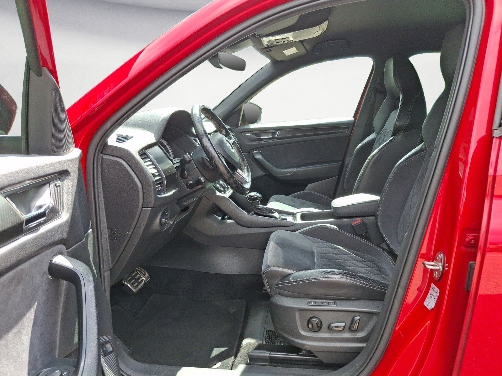 Skoda Kodiaq 2.0 TSI DSG 4x4 Sportline Tempom.aktiv Bl foto 9