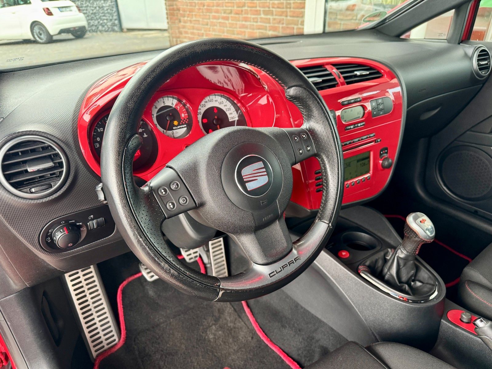 Fahrzeugabbildung SEAT Leon Cupra Xenon/Schalensitze/TÜV NEU