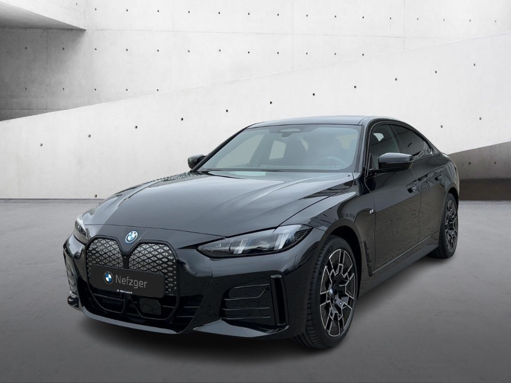 BMW i4 eDrive40 Gran Coupe M Sport Park-Assistent HU