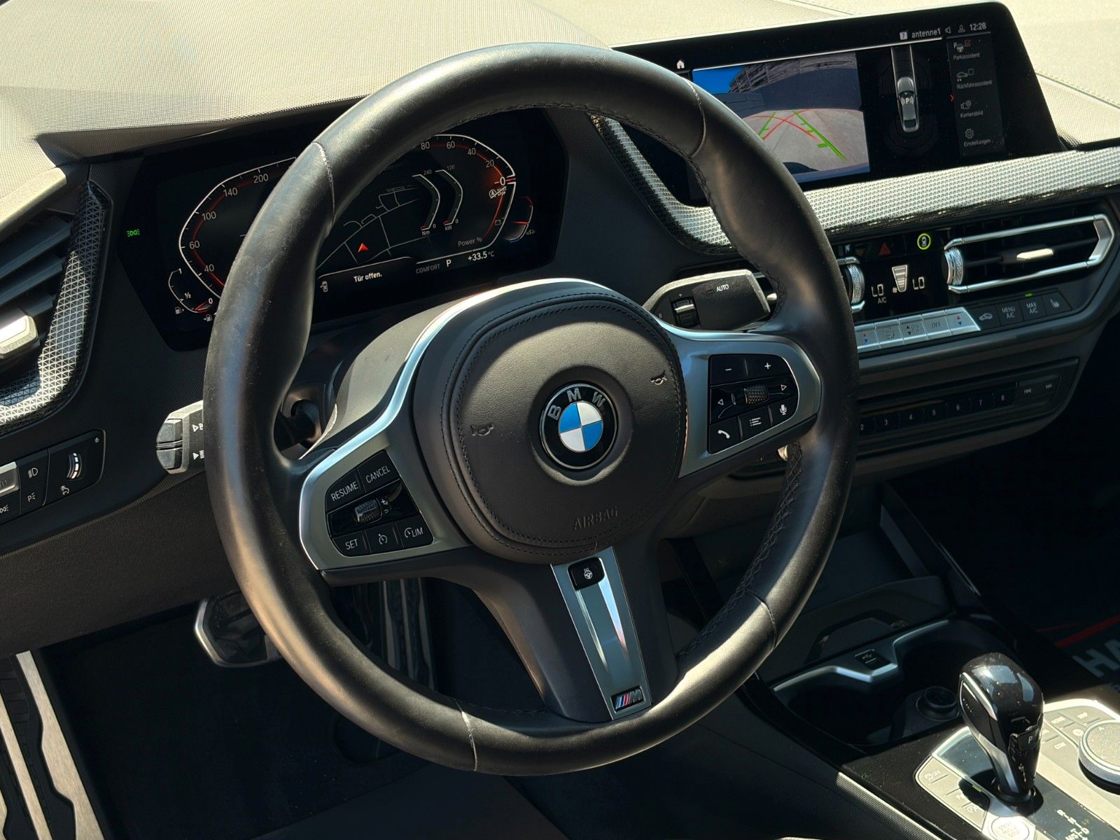 Fahrzeugabbildung BMW 218i Gran Coupe M Sport Shadow Pano HiFi KZG LHZ