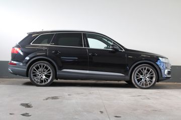 Audi Q7 - 3