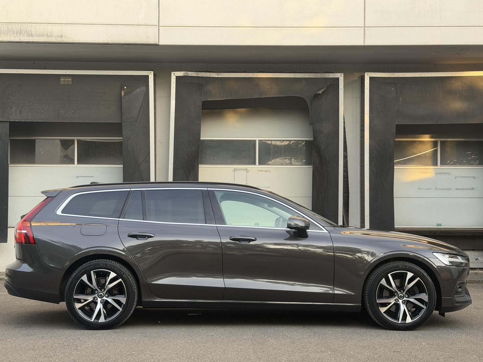 Volvo V60 Core LED ACC Virtual-Cockpit Rü-Kamera Navi