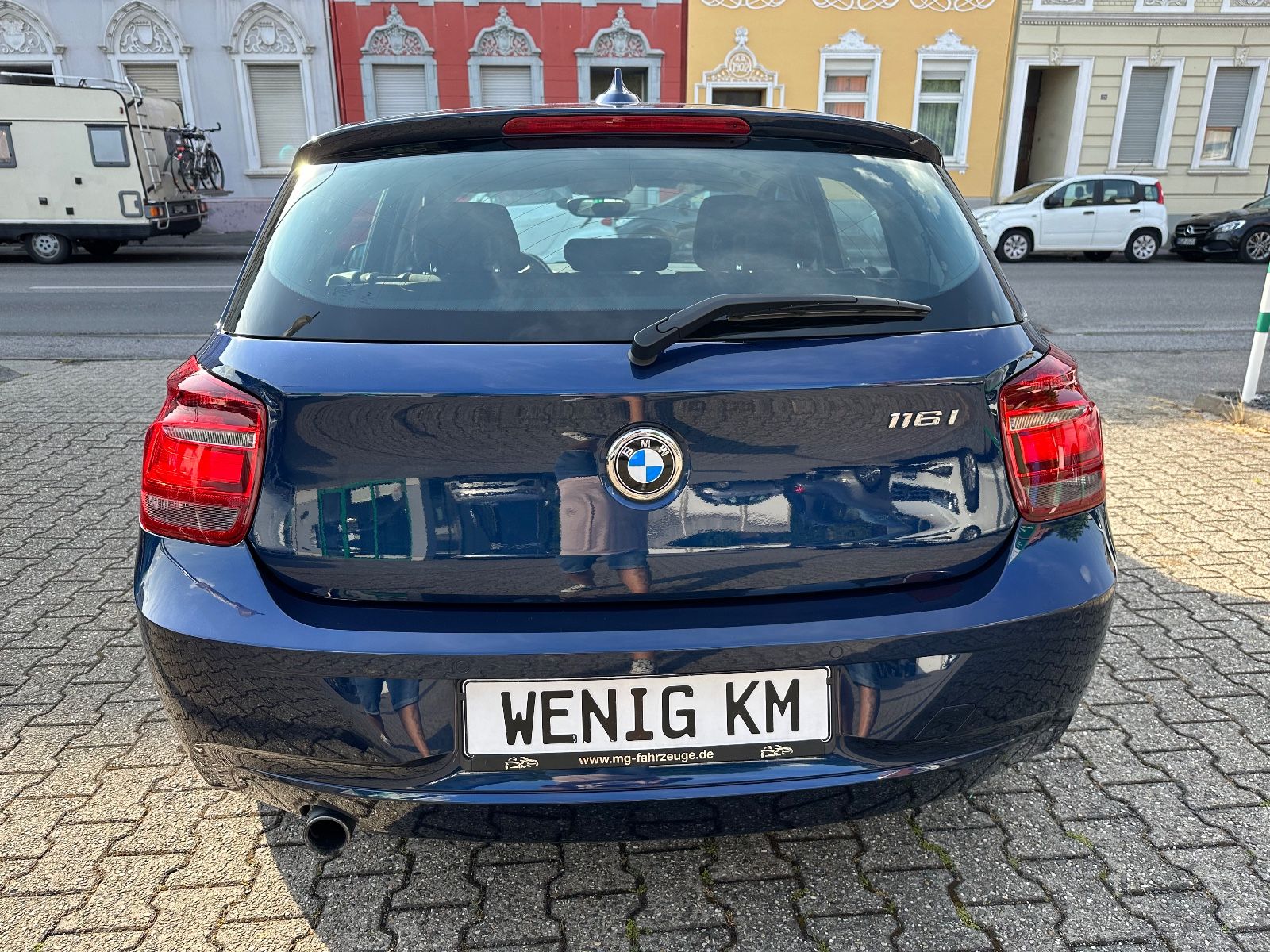 Fahrzeugabbildung BMW 116 Baureihe 1 Lim. 5-trg. 116i XENON PDC KLIMAT