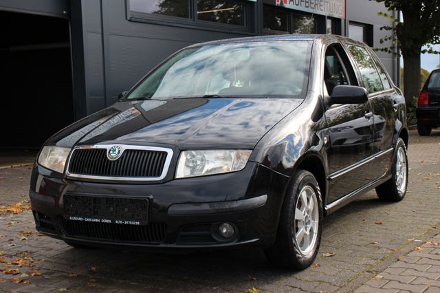 Skoda Fabia Ambiente KLIMA AHK TÜV NEU