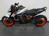 KTM 890 Duke R viel Zubehör / Modell 2020 - KTM DUKE 2