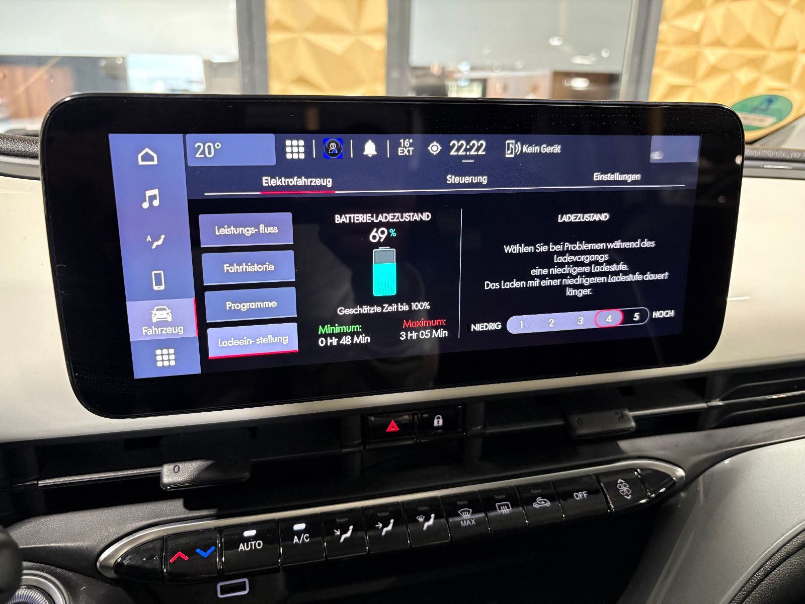 Fahrzeugabbildung Fiat 500e/Basis/TEMPOMAT/APPLE/KLIMA/SPURHALTEASSISTE