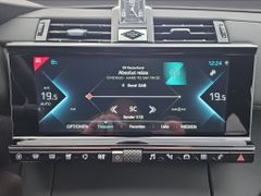 Fahrzeugabbildung DS Automobiles DS 7 Crossback E-Tense 225 Rivoli