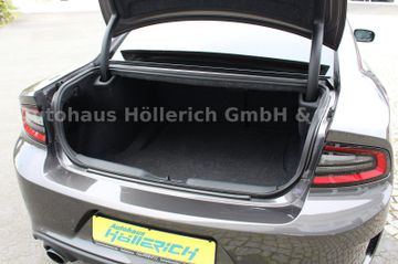 Bild 13 Dodge Charger 6.2 HELLCAT 1.Hd* Fächerkrümmer * Klappe
