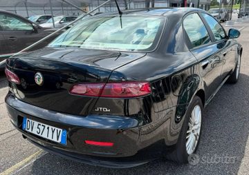 Alfa-Romeo 159 - 2