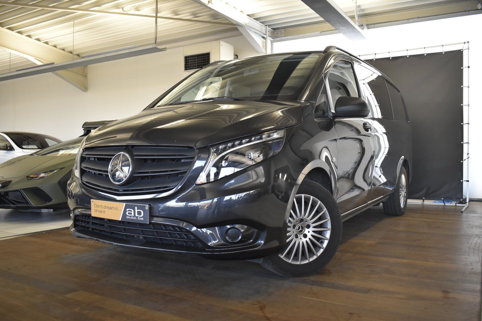 Mercedes-Benz Vito MIXTO 124 CDI (L2), DISTRONIC, LED, CAMERA,