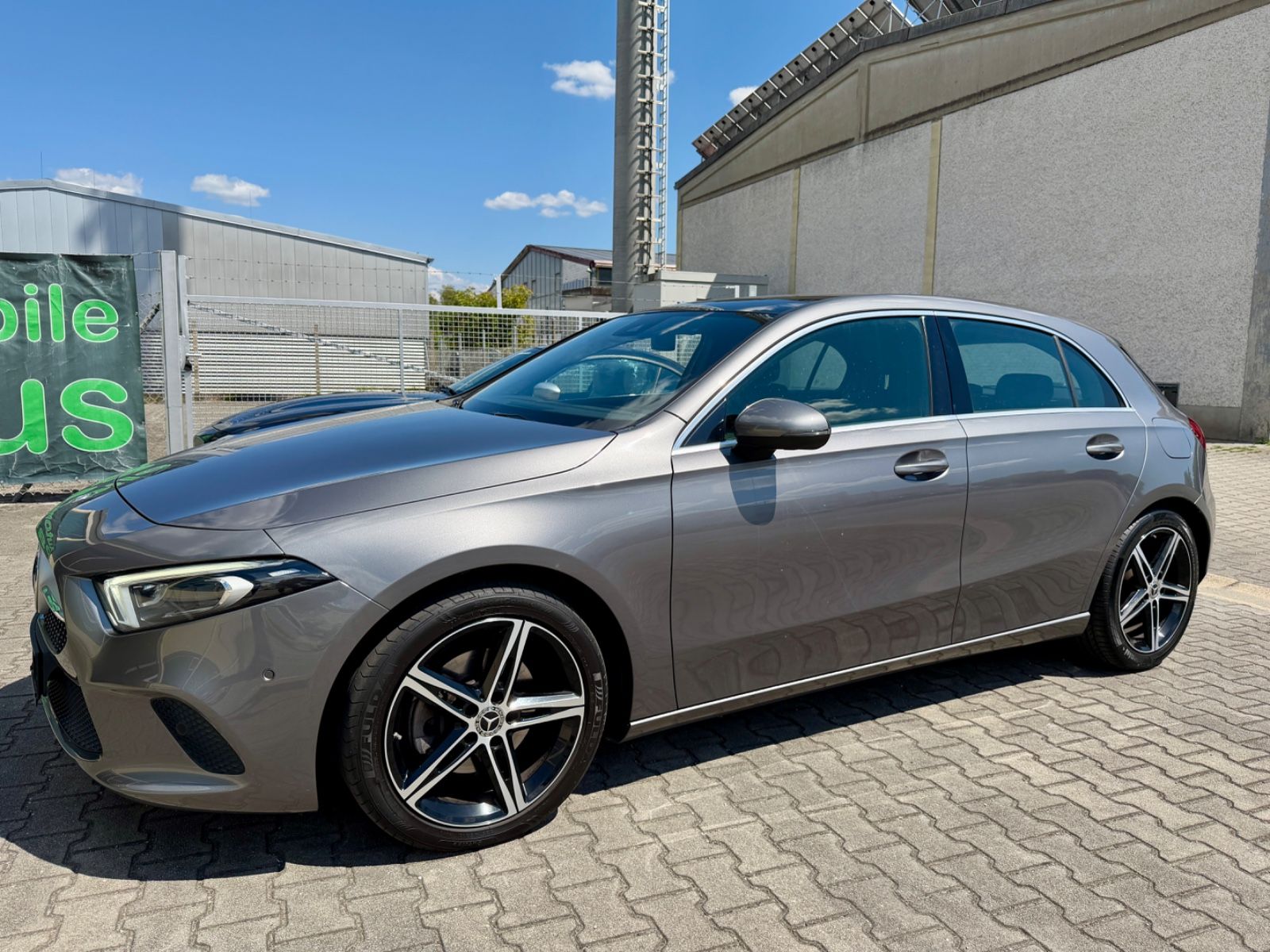 Mercedes-Benz A 200d°LED°AHK°PANORAMA°NAVI°1.HD