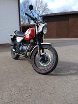 Royal Enfield Scram 411 - Offers
