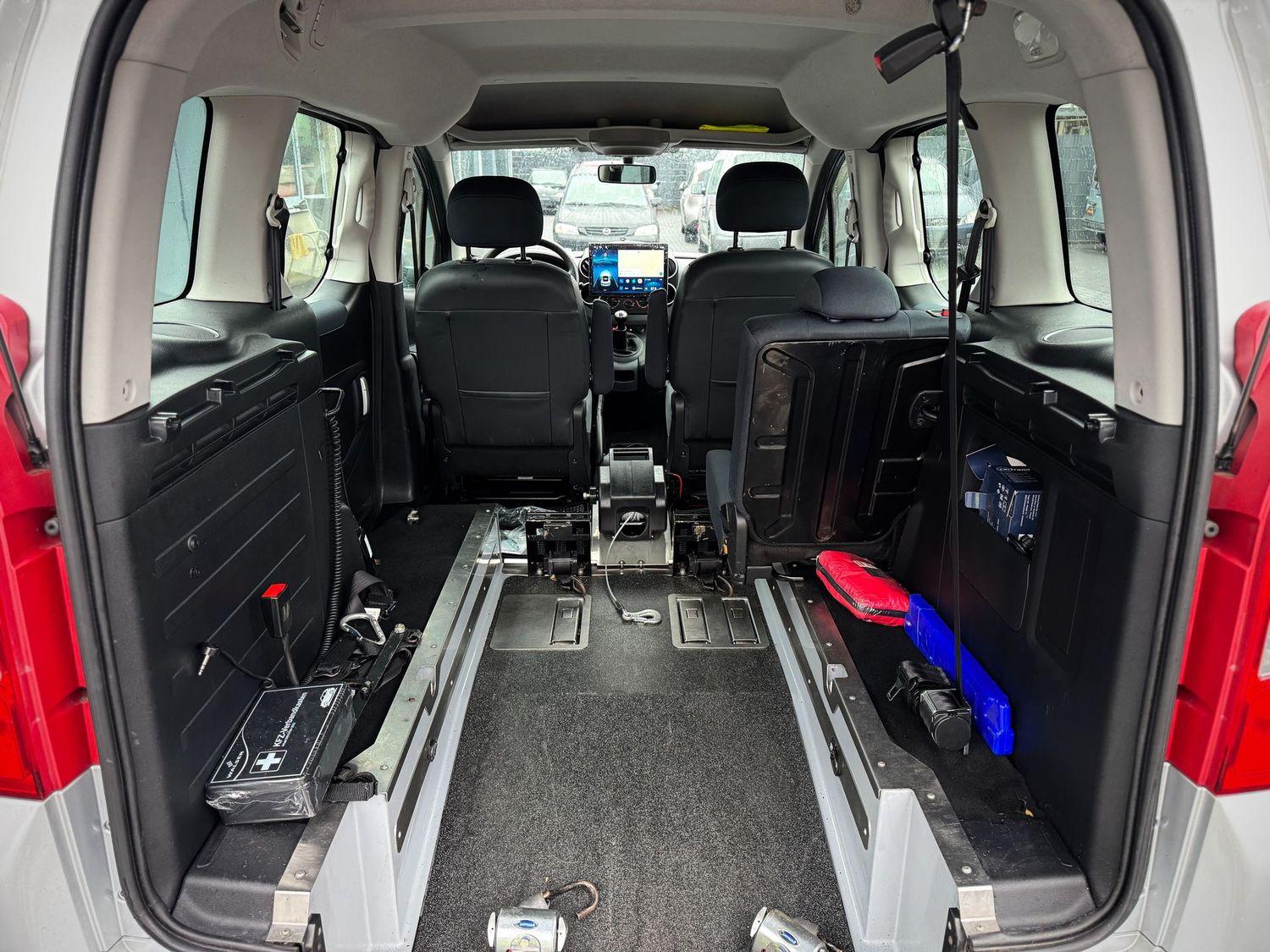 Peugeot Partner 'Behindertengerecht-Rampe'E.Seilwinde'Kl