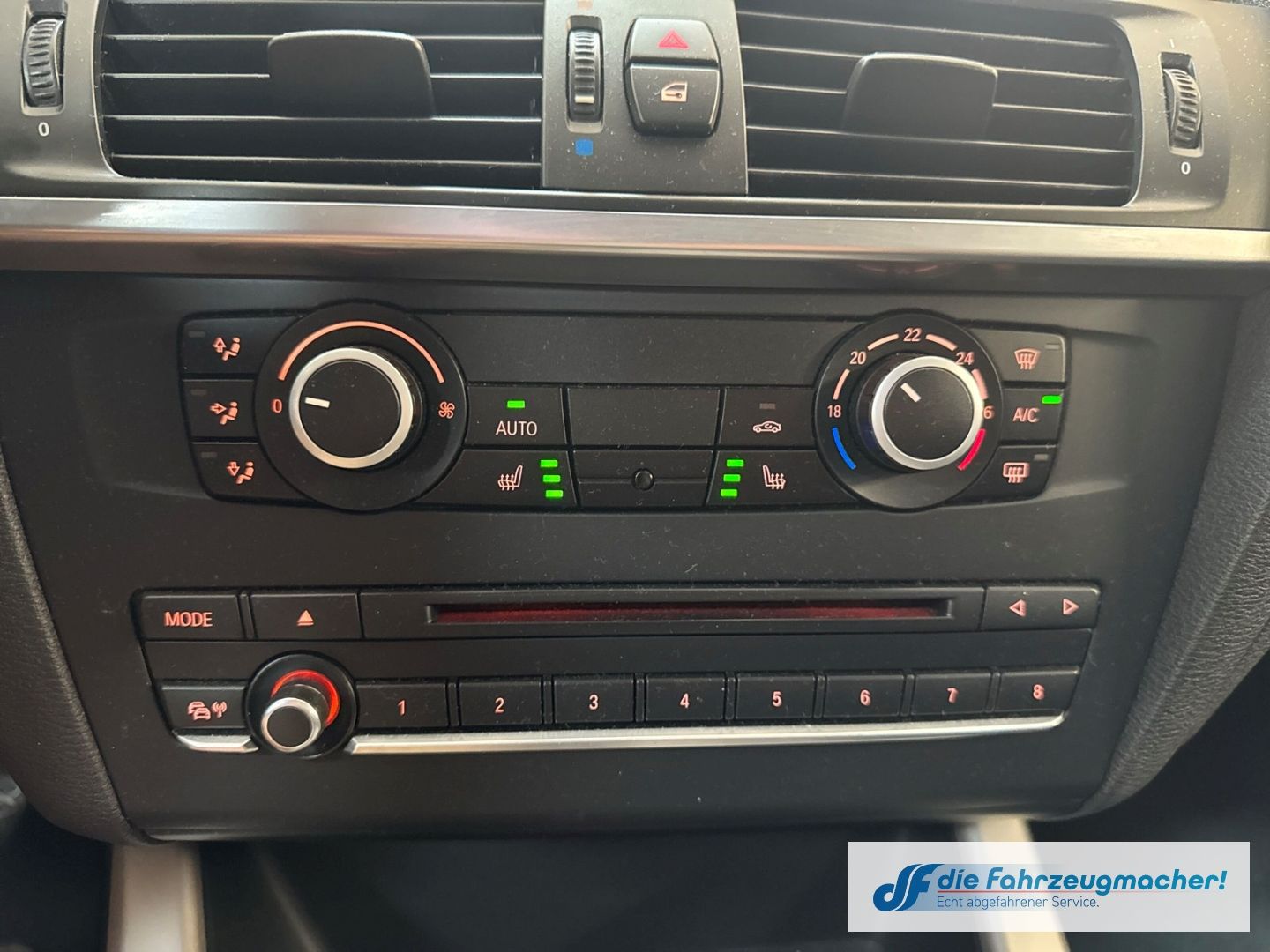 Fahrzeugabbildung BMW X3 xDrive 30d  El. Panodach Bi-Xenon *EXPORT