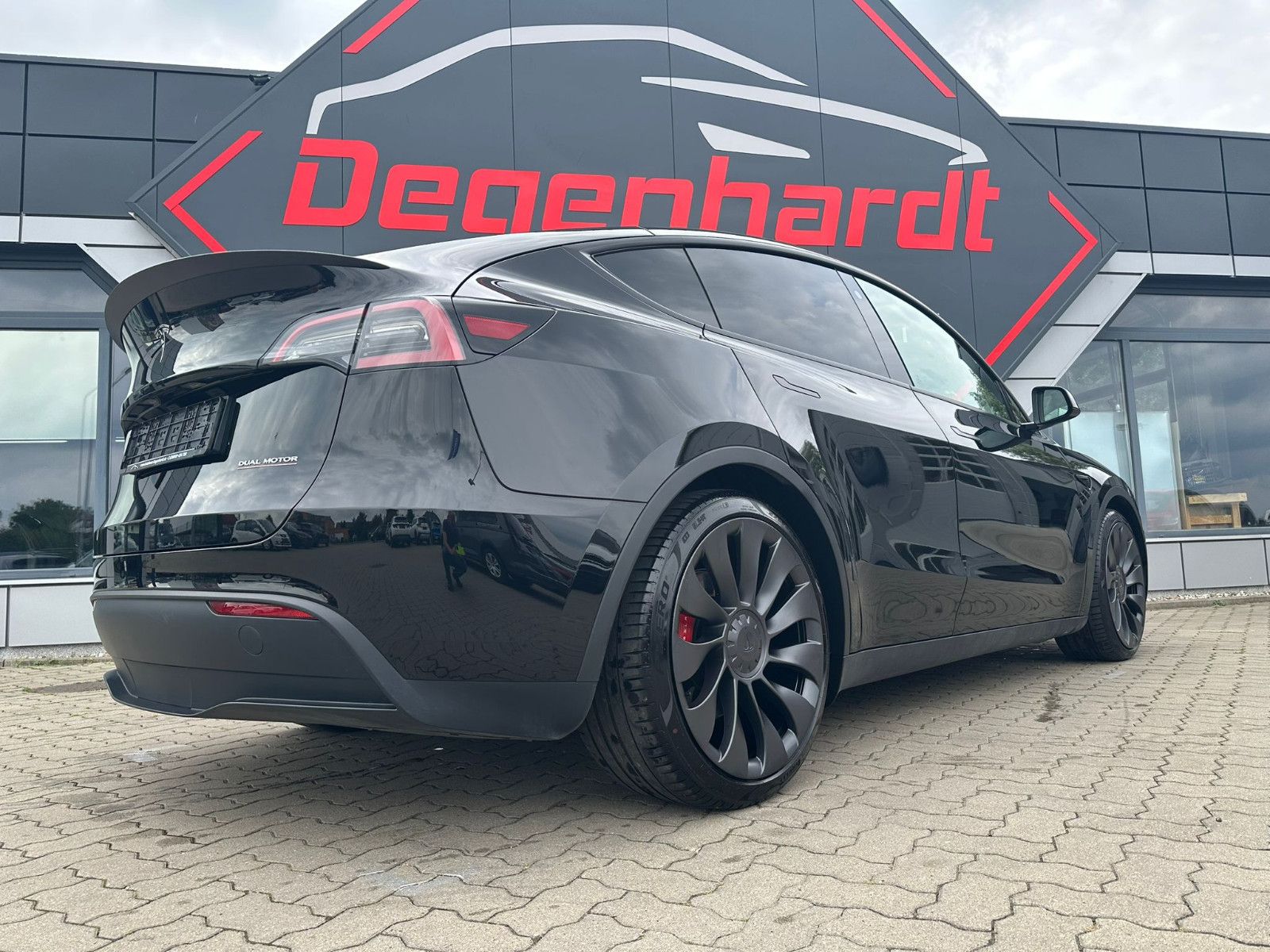 Tesla Model Y Performance Matrix AHK foto 14