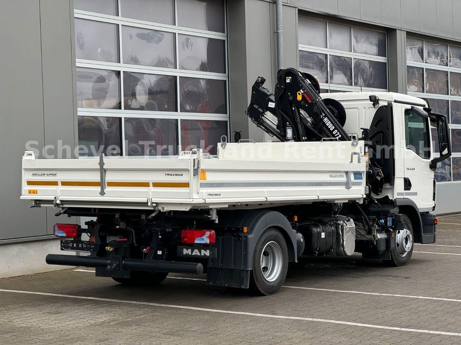 Fahrzeugabbildung MAN TGL 8.220 MEILLER TRIGENIUS 2x Ahk HIAB 072