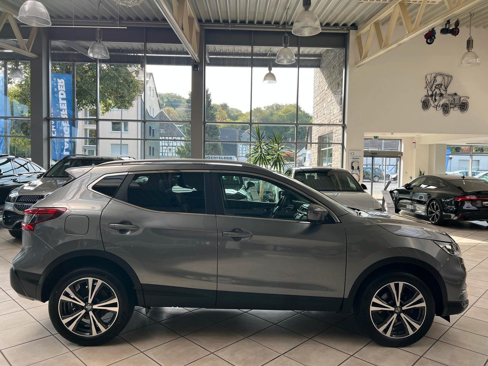 Nissan Qashqai 1.3 Pano|360°Kamera|SHZ|NAVI|TPM|SPUR