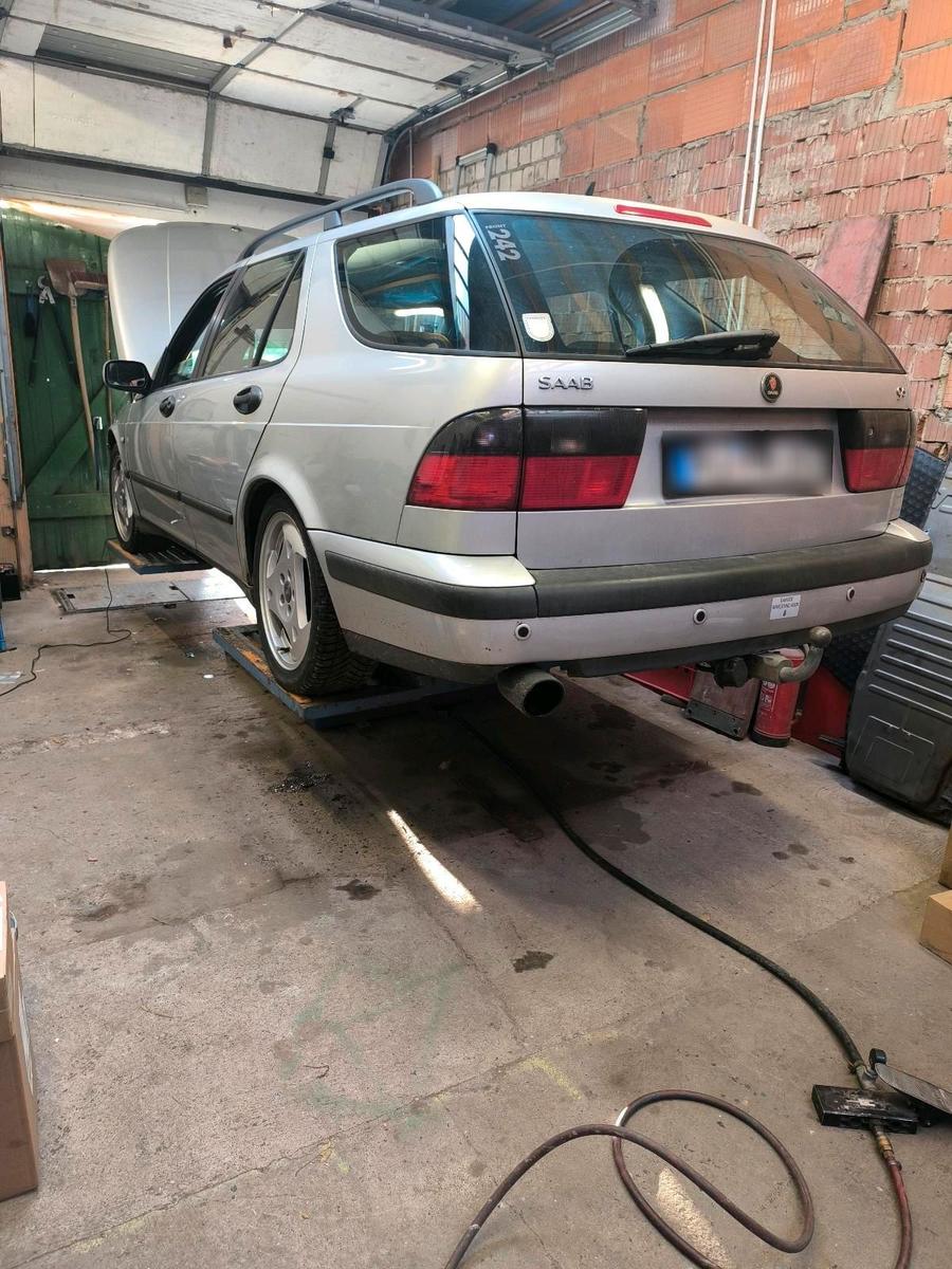 Saab 9-5