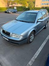 Skoda Octavia A4 1.9 TDI - Skoda Octavia aus 2003: 1.9