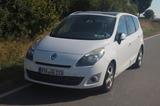 Renault Scenic Luxe dCi 130