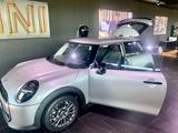 MINI Cooper, neustes Modell, 5/2025, 1600 km, wie neu - MINI MINI: Modell