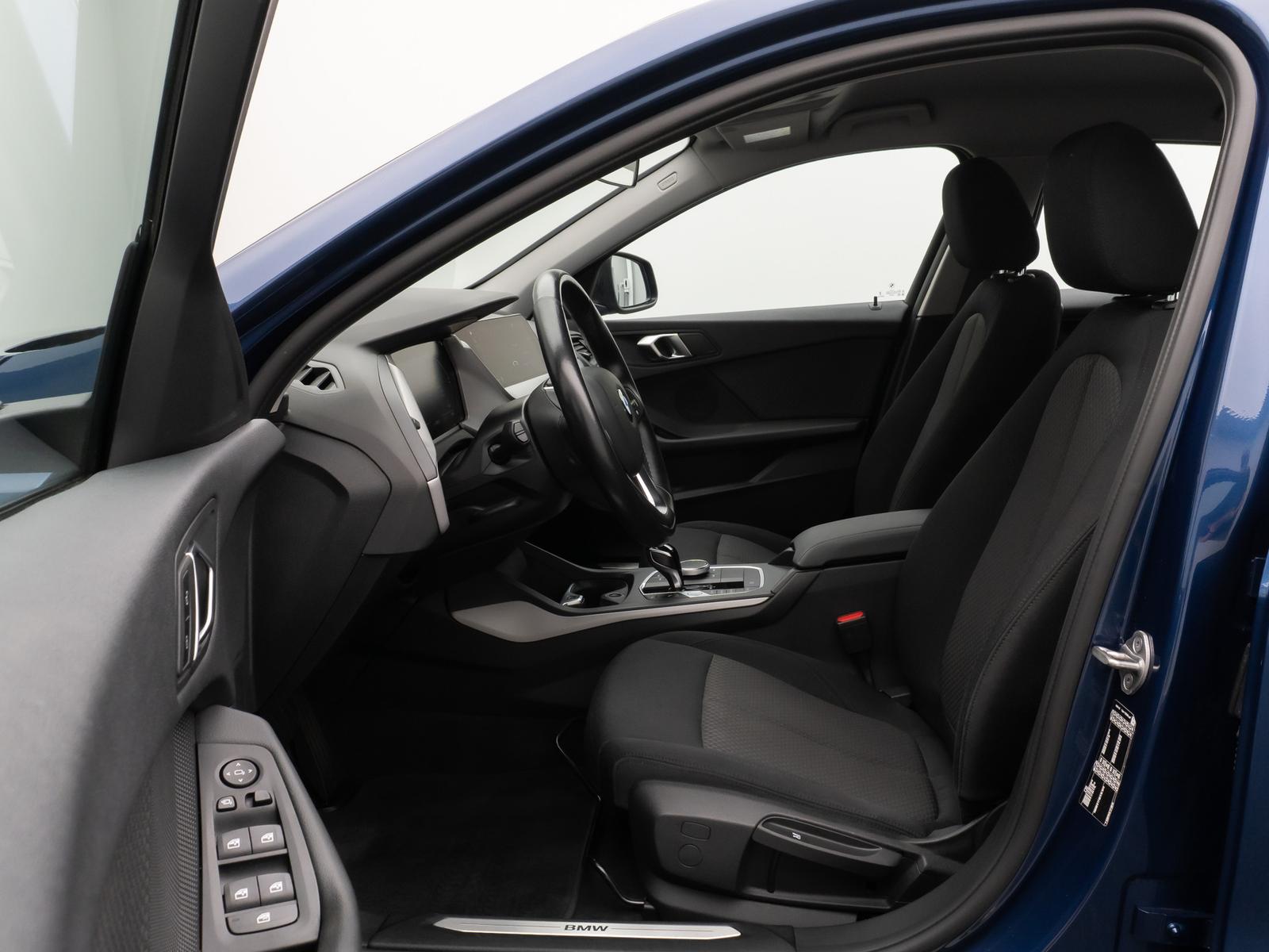 BMW 118 i DAB CockPitPro Geschwindigkeitsreg LED PDC, миниатюра 19