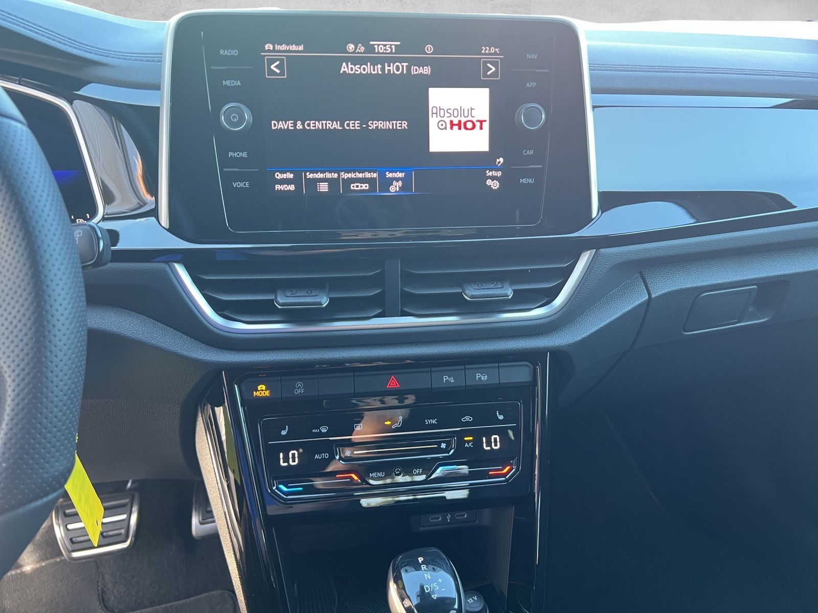 T-Roc R-Line 1.5 TSI DSG*LED*AHK*Navi*Klima