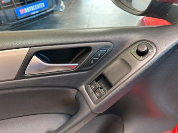 Volkswagen Golf VI Trendline *TÜV NEU*PDC*NAVI*XENON*