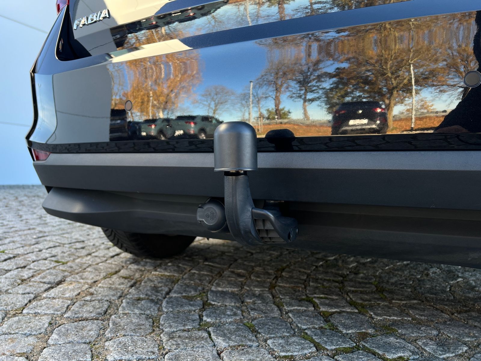 Fahrzeugabbildung SKODA Fabia Style 1.0 TSI *AHK, ACC, LED, Navi*