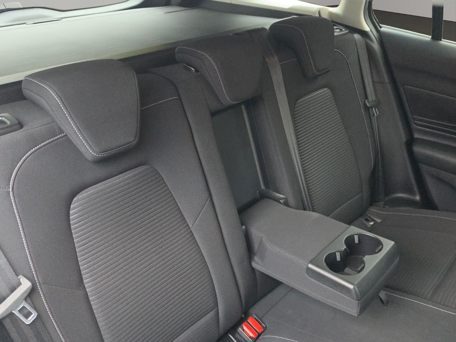 Fahrzeugabbildung Ford Focus Turnier Titanium Navi Kamera