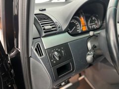 MERCEDES-BENZ Viano 3.0 CDI lang / V6 / GARANTIE / AHK / 1.HD MERCEDES-BENZ Viano 3.0 CDI lang / V6 / GARANTIE / AHK / 1.HD