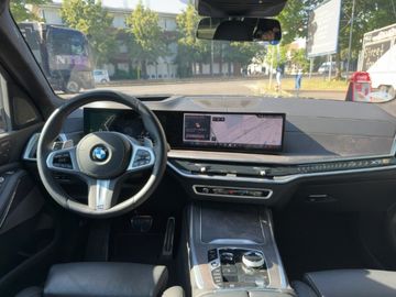 BMW X7 - 8