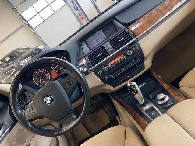 BMW X5 3.0d  *PANO*NAVI*PDC*HEAD-UP*SZHZ*