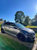 Volkswagen Golf 2.0 TSI DSG GTI - Gebrauchtwagen von Privatanbietern mit TÜV