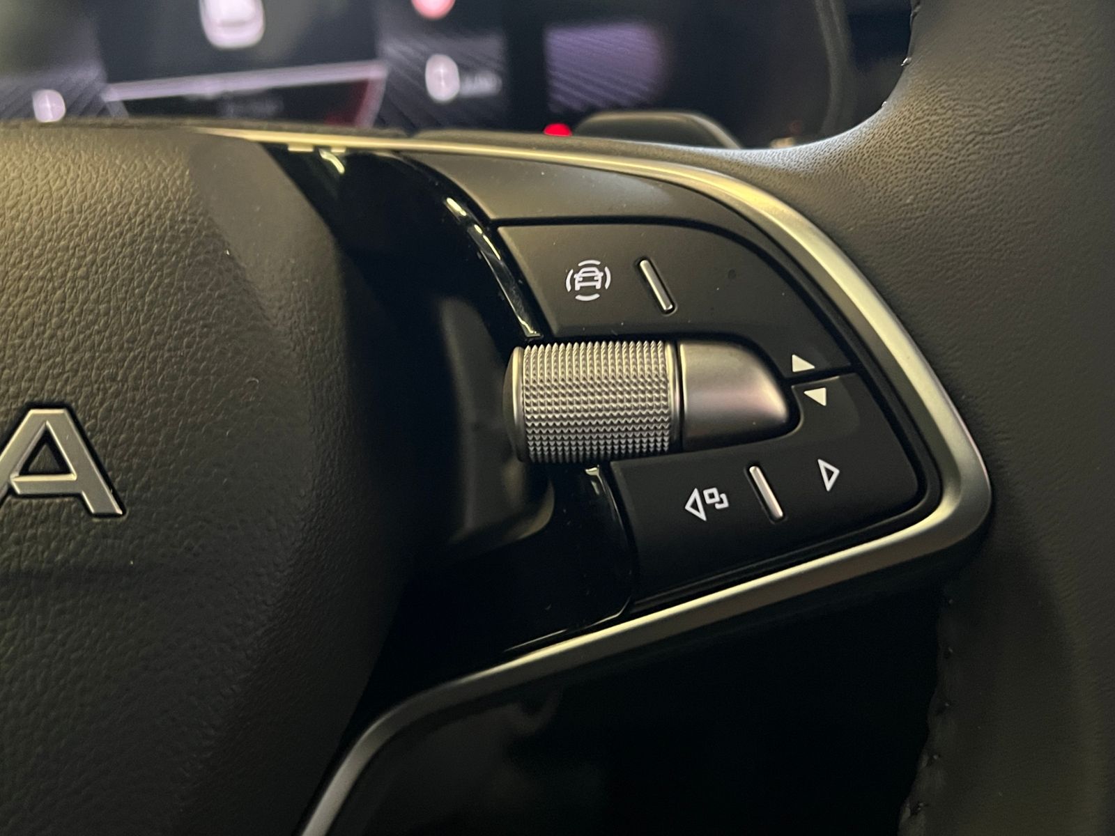 Fahrzeugabbildung SKODA Kamiq Selection 1.0 TSI DSG *AHK, LED, Komfortpa