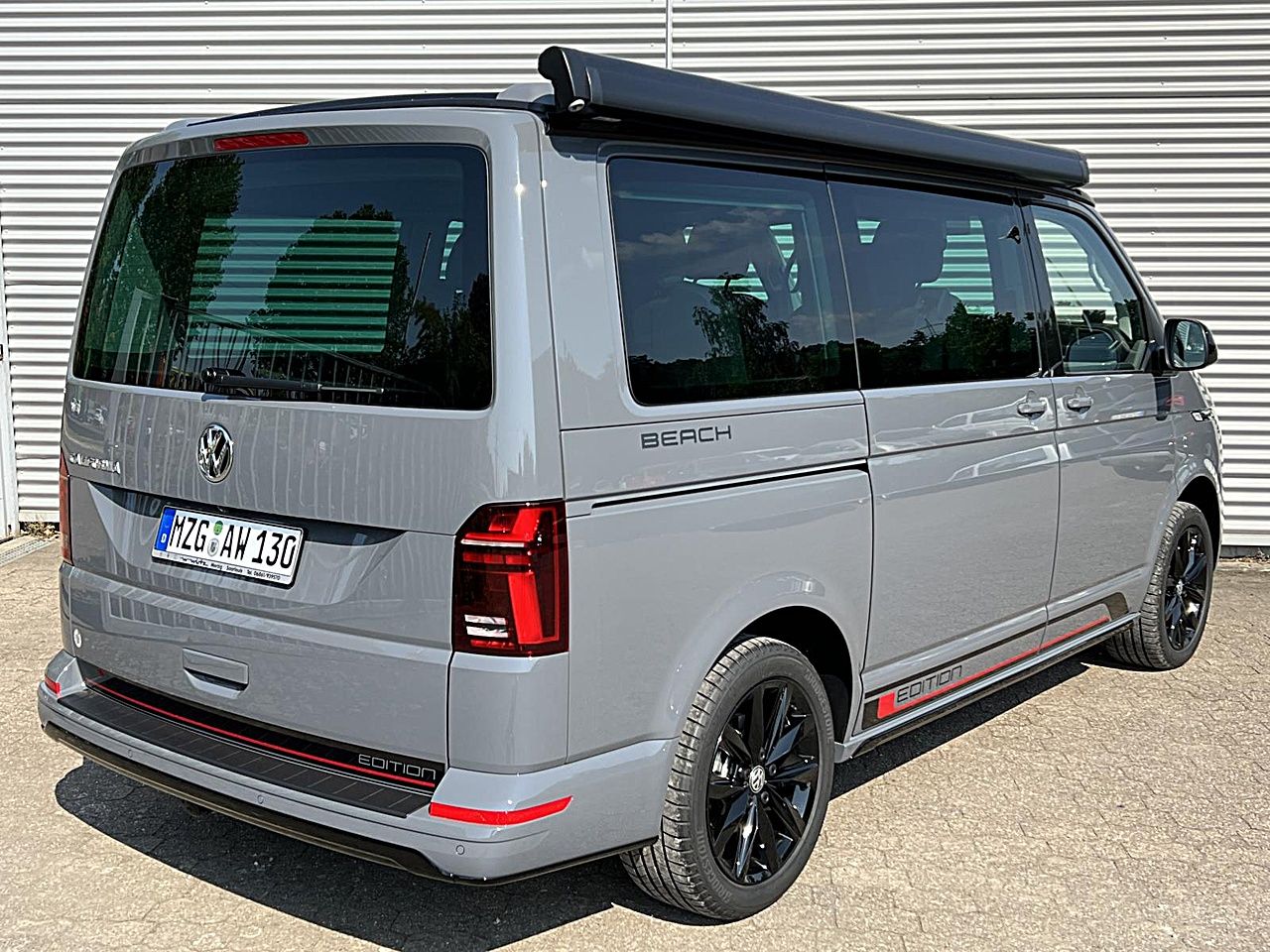 Fahrzeugabbildung Volkswagen T6.1 California Beach Edition 2.0 TDI DSG Klima