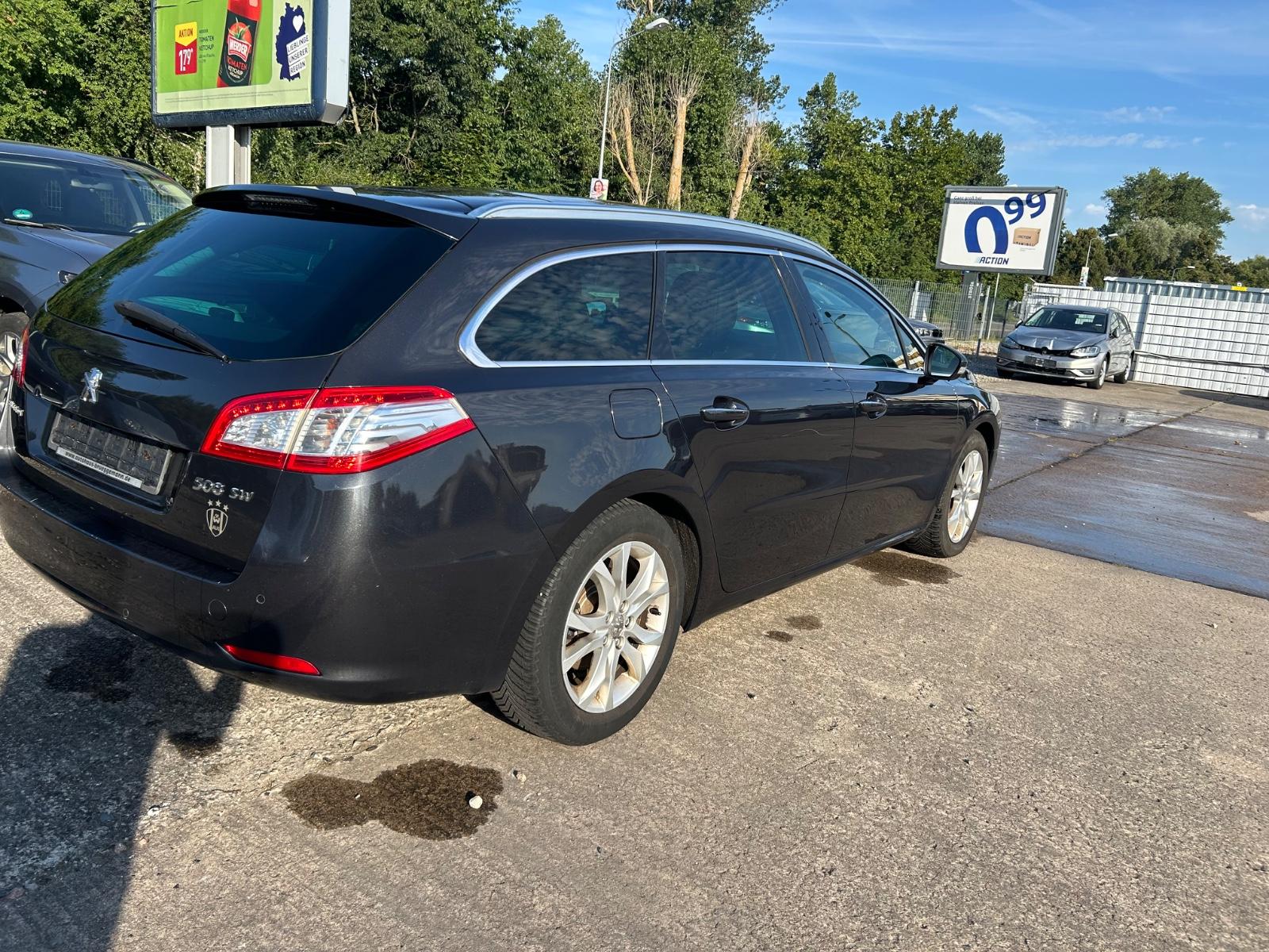 Peugeot 508 2012 — engine 1.598 cm³, 156 HP (115kW)